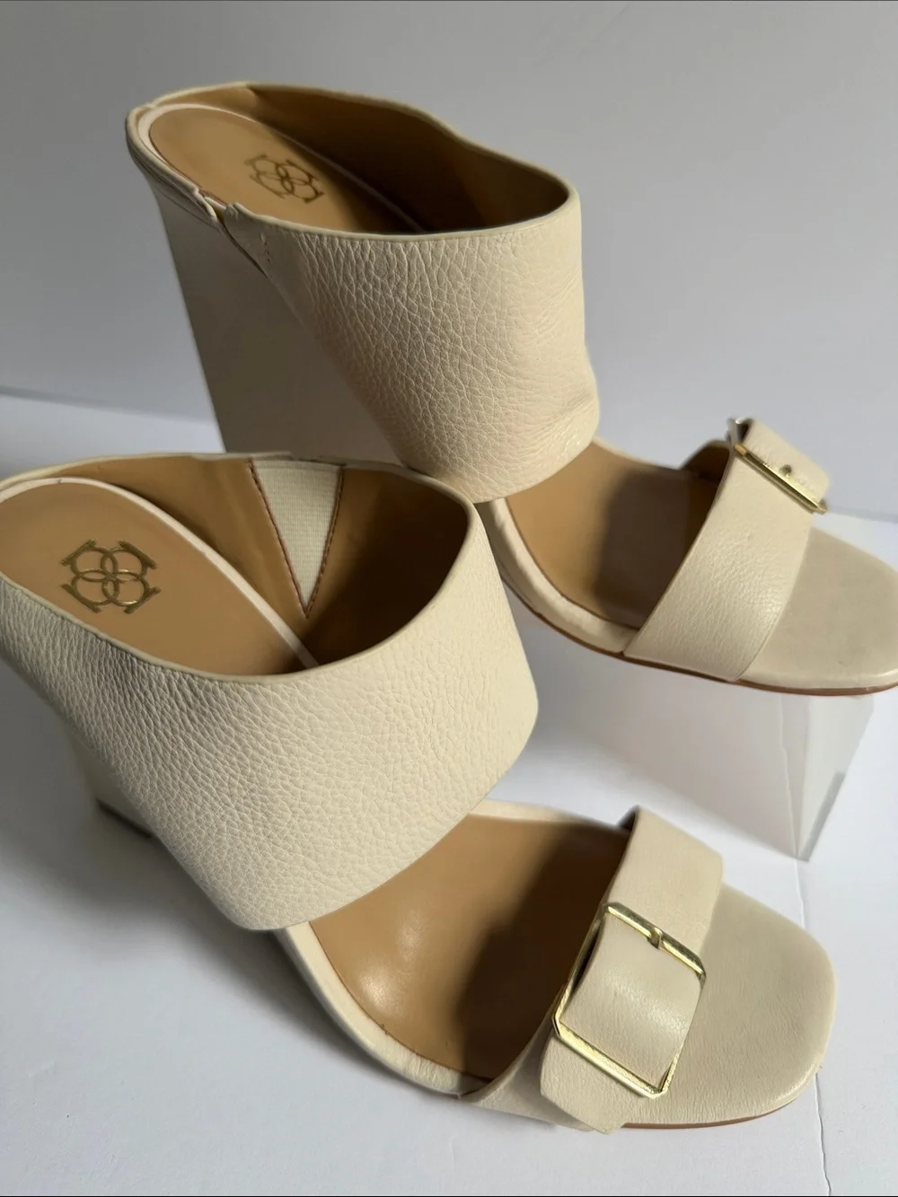Cream Wedge Sandals with Buckle Accent 8